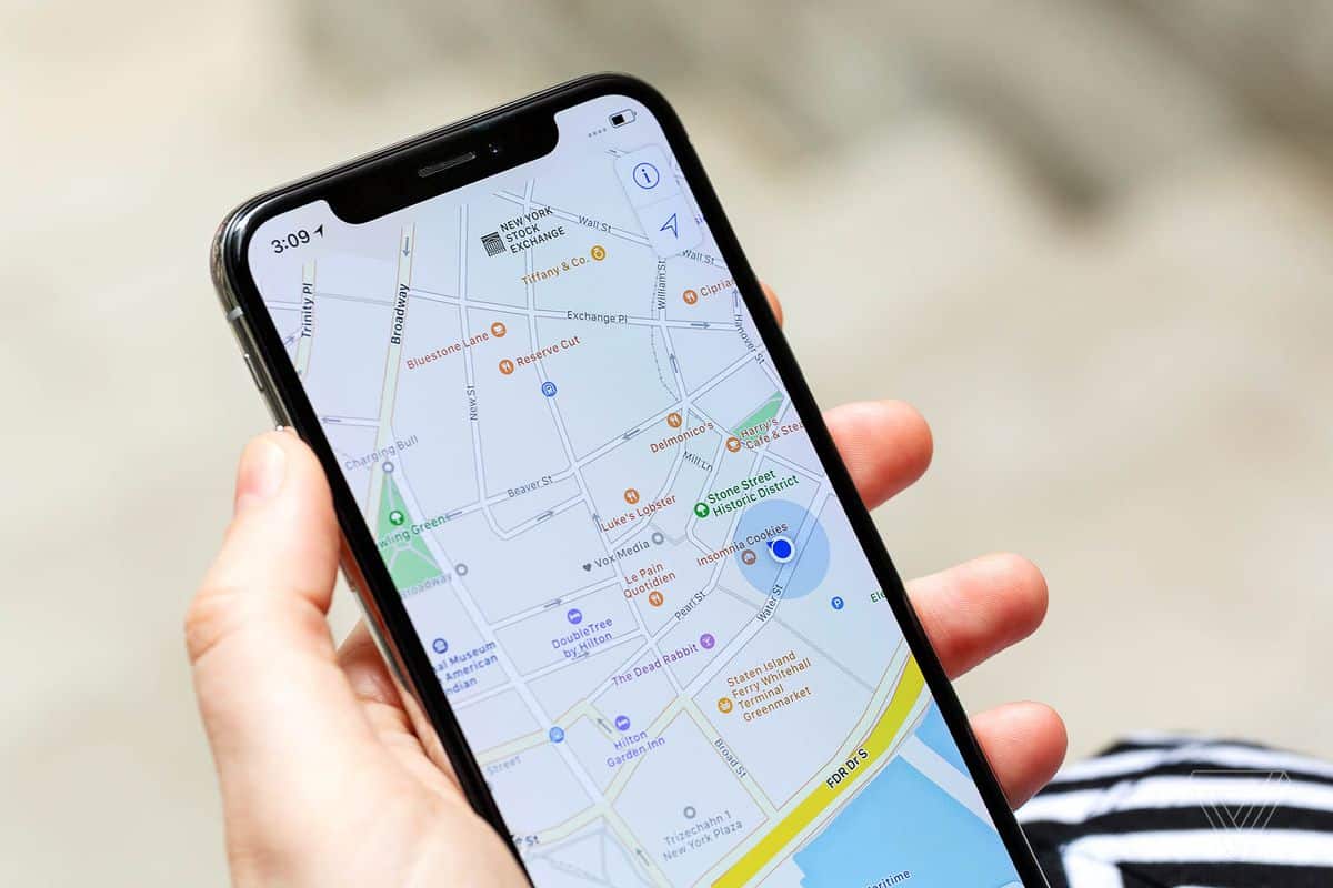 How to Track Someone's Phone Location